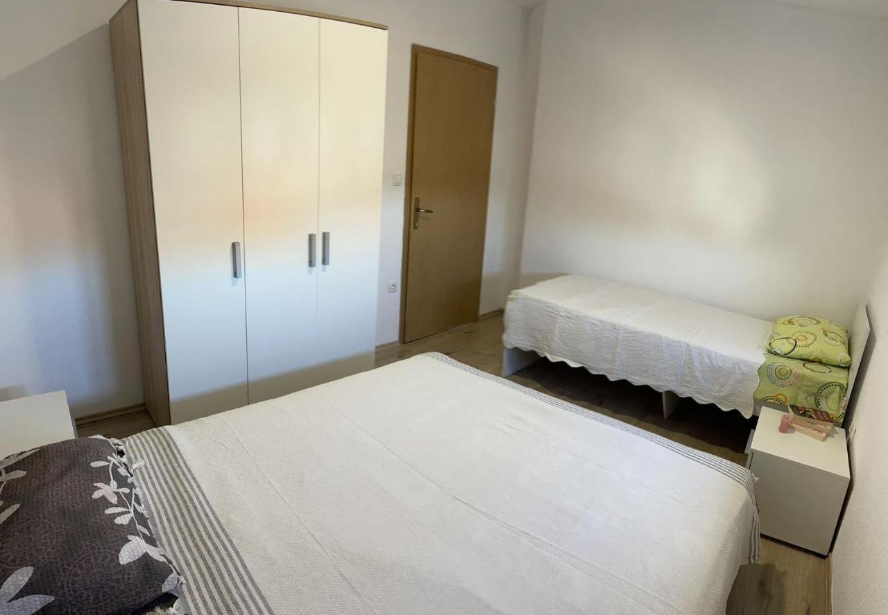 Apartmani Zuti Neum Esterno foto