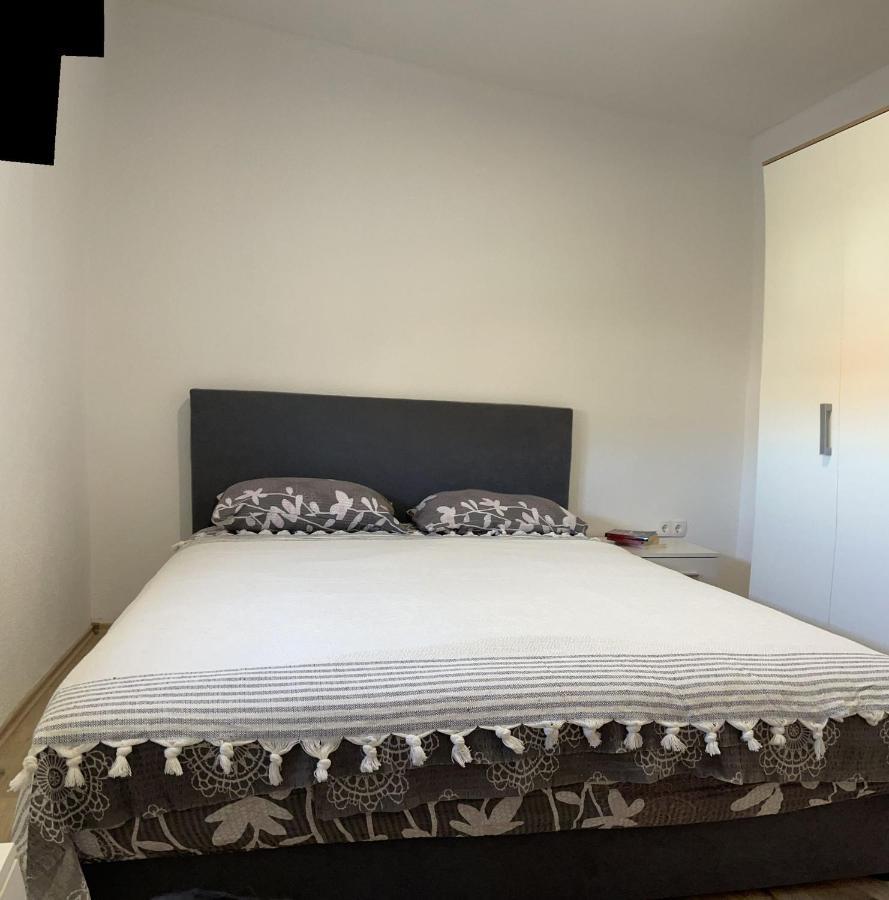 Apartmani Zuti Neum Esterno foto