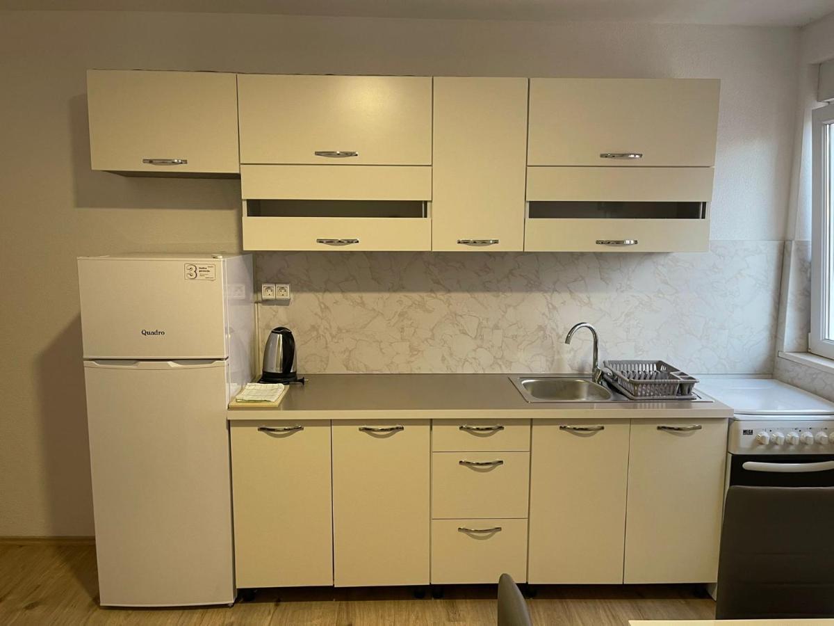 Apartmani Zuti Neum Esterno foto
