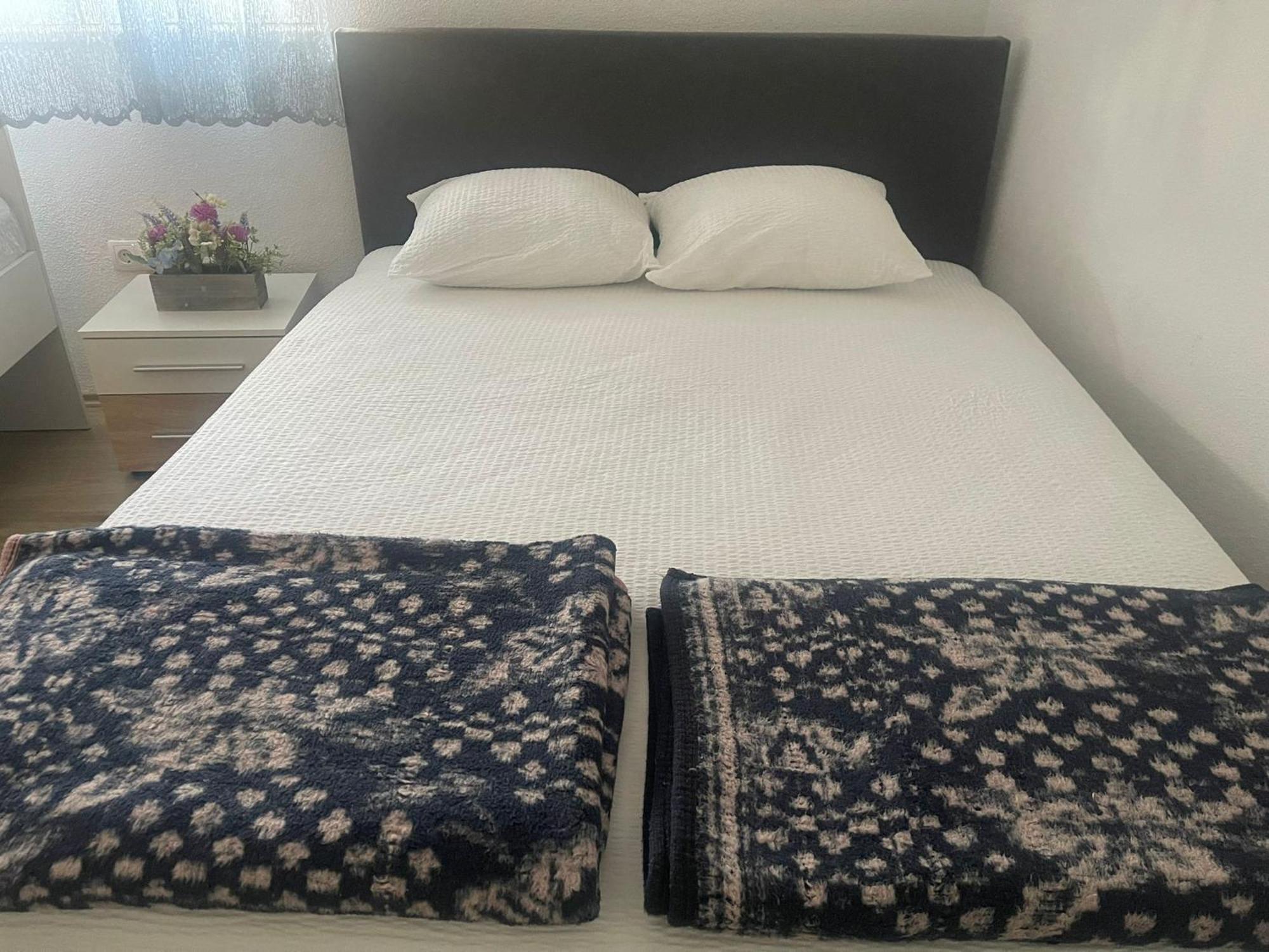 Apartmani Zuti Neum Esterno foto